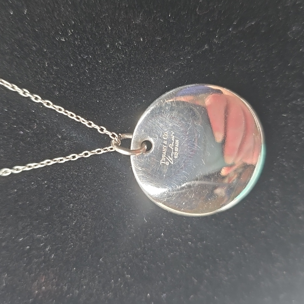 Tiffany & Co  Elsa Peretti  24 mm Thumbprint Round on chain - Picture 2 of 6
